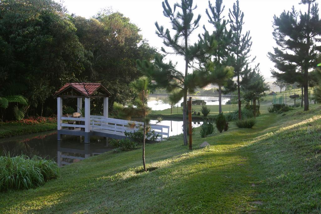 Estalagem Fazenda Lazer Guest House Carandaí Exterior photo